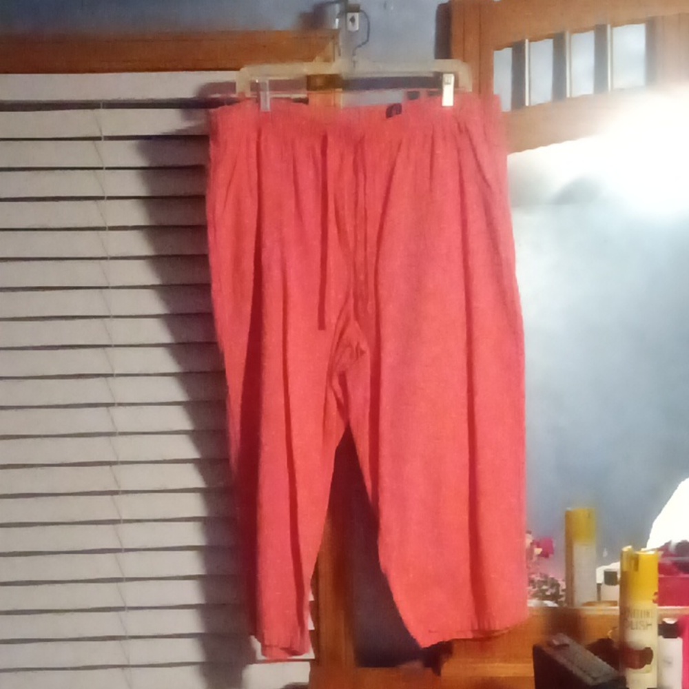 capri pants